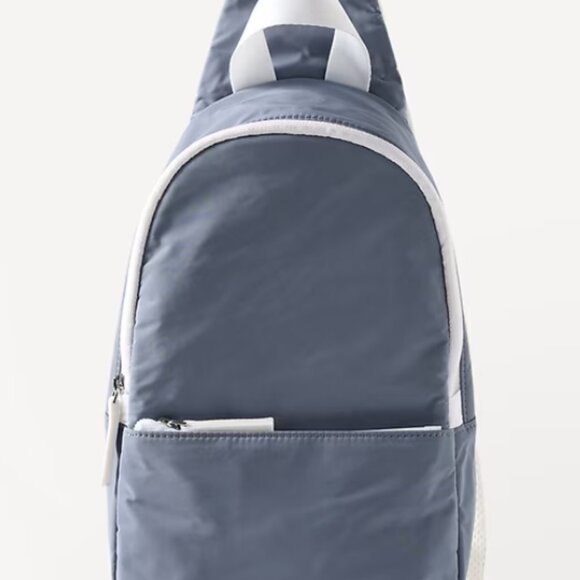 Athleta All About Sling Bag- Shadow Blue, New, never used - Picture 4 of 5